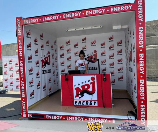 Изнесеното студио на Radio ENERGY оживя с OoYes